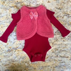(2 Pc) Carter’s Pink NB Sherpa Vest + Maroon Flutter Long Sleeve Onesie Sz 70